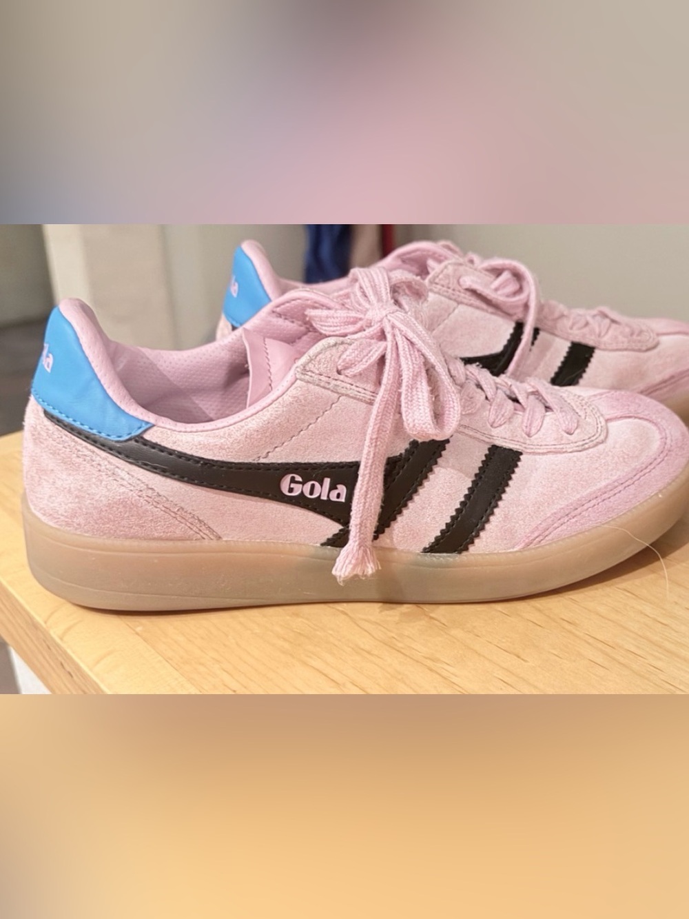 Gola Pink Viper Sneakers with Black Stripes. Size 6 in great condition!
